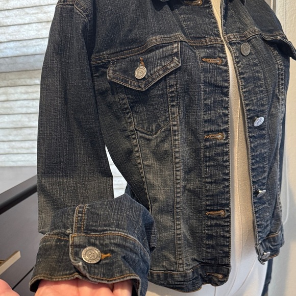Forever 21 Dark Wash Stretchy Denim Jacket. Size M - Picture 2 of 7